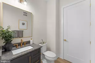 7047 Liberty Ln, McLean, VA 22101 - Photo 12