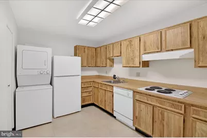 8380 Greensboro Drive #525, McLean, VA 22102 - Photo 6