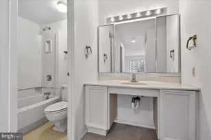 8380 Greensboro Dr, McLean, VA 22102 - Photo 18