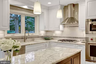 2806 Oakton Manor Court, Oakton, VA 22124 - Photo 22