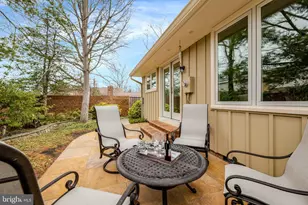 2806 Oakton Manor Ct, Oakton, VA 22124 - Photo 46