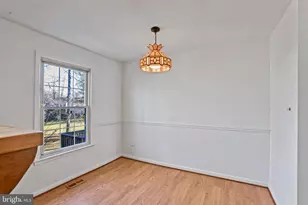 9473 Cloverdale Ct, Burke, VA 22015 - Photo 12