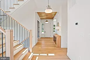 107 Moore Ave SE, Vienna, VA 22180 - Photo 4