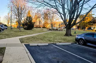 214 Locust St SE, Vienna, VA 22180 - Photo 2