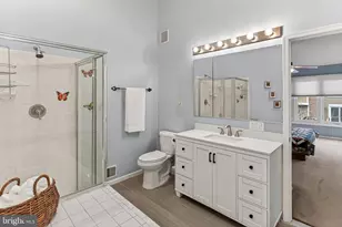 1081 Trevino Ln, Herndon, VA 20170 - Photo 22