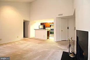 3902 Penderview Dr, Fairfax, VA 22033 - Photo 4