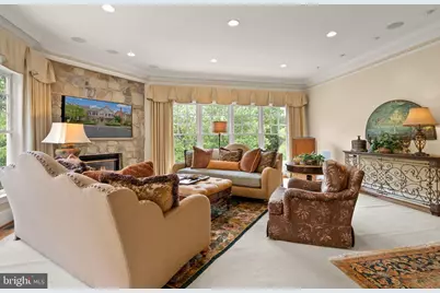 7212 Farm Meadow Court, McLean, VA 22101 - Photo 16