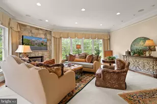 7212 Farm Meadow Ct, McLean, VA 22101 - Photo 16