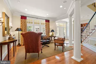 7212 Farm Meadow Ct, McLean, VA 22101 - Photo 6