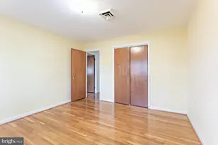 2201 Rollins Dr, Alexandria, VA 22307 - Photo 28