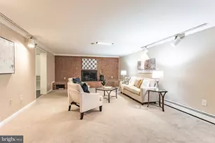 2201 Rollins Dr, Alexandria, VA 22307 - Photo 38