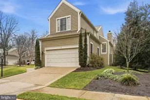 11411 Hollow Timber Ct, Reston, VA 20194 - Photo 4