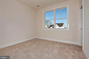 8753 Southern Oaks Pl, Lorton, VA 22079 - Photo 16