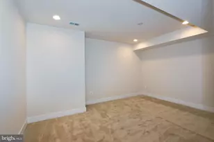 8753 Southern Oaks Pl, Lorton, VA 22079 - Photo 20