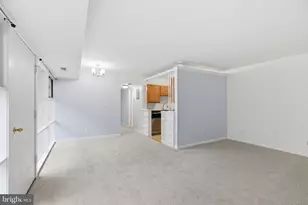 4227 Americana Dr, Annandale, VA 22003 - Photo 4