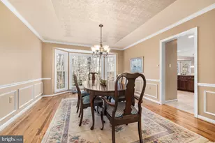 4926 Novak Ln, Fairfax, VA 22030 - Photo 8