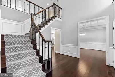 8138 Rondelay Lane, Fairfax Station, VA 22039 - Photo 6