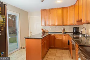 500 Springvale Rd, Great Falls, VA 22066 - Photo 4