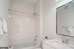 11623 Cavalier Landing Ct, Fairfax, VA 22030 - Photo 30