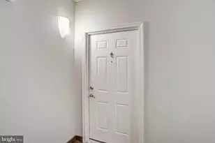 11623 Cavalier Landing Ct, Fairfax, VA 22030 - Photo 32