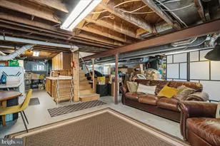 4015 Hirst Dr, Annandale, VA 22003 - Photo 42