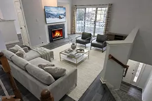 14437 Glencrest Cir, Centreville, VA 20120 - Photo 6