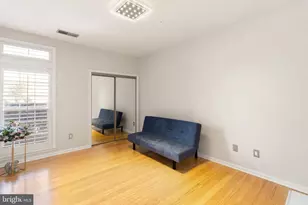 6944 Ellingham Cir, Alexandria, VA 22315 - Photo 16