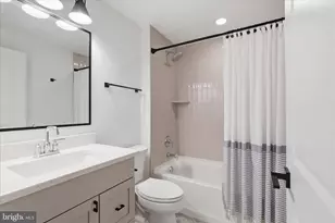 5696 Tunwell Ct, Burke, VA 22015 - Photo 48