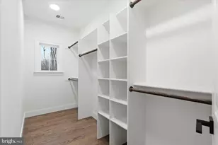 5696 Tunwell Ct, Burke, VA 22015 - Photo 32