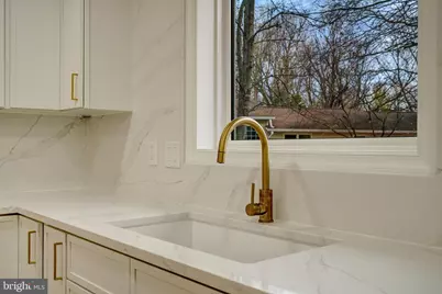 5203 Mornington Court, Fairfax, VA 22032 - Photo 12