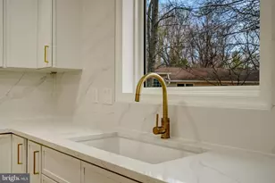 5203 Mornington Ct, Fairfax, VA 22032 - Photo 12