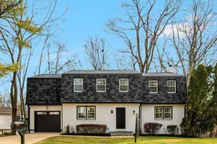 5203 Mornington Ct, Fairfax, VA 22032 - Photo 2