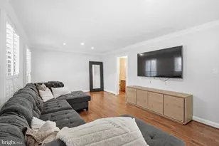 7319 Westmore Dr, Springfield, VA 22150 - Photo 14