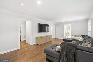 7319 Westmore Dr, Springfield, VA 22150 - Photo 16