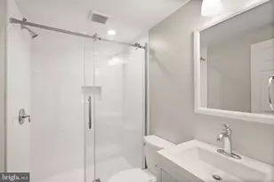 105 Shepherdson Ln NE, Vienna, VA 22180 - Photo 38