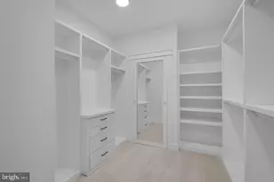 930 Fairway Dr NE, Vienna, VA 22180 - Photo 26