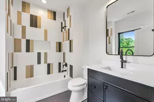 930 Fairway Dr NE, Vienna, VA 22180 - Photo 34