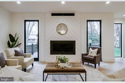 930 Fairway Drive NE, Vienna, VA 22180 - Photo 10