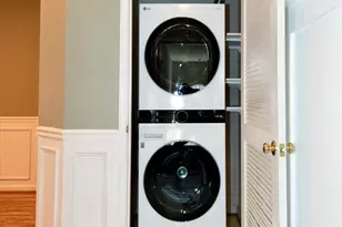 11322 Westbrook Mill Ln, Fairfax, VA 22030 - Photo 10