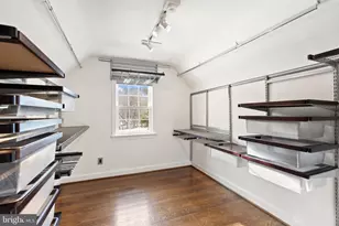 3022 Fox Mill Rd, Oakton, VA 22124 - Photo 36