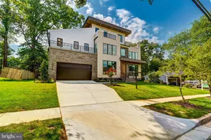 506 Kingsley Rd SW, Vienna, VA 22180 - Photo 2
