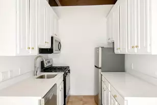 4267 Americana Dr, Annandale, VA 22003 - Photo 18