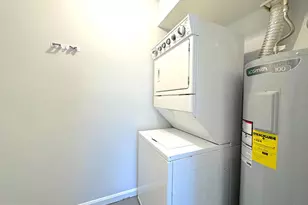 9671 Hagel Cir, Lorton, VA 22079 - Photo 12