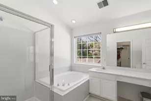 8431 Ambrose Ct, Springfield, VA 22153 - Photo 24