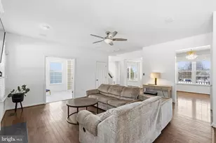 8431 Ambrose Ct, Springfield, VA 22153 - Photo 10