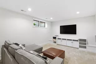 8503 Jeffersonian Ct, Vienna, VA 22182 - Photo 20