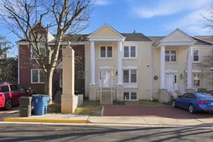 8503 Jeffersonian Ct, Vienna, VA 22182 - Photo 2