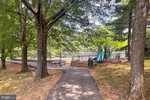 2938 Bridgehampton Ct, Falls Church, VA 22042 - Photo 52