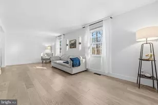 2901 Everleigh Way, Fairfax, VA 22031 - Photo 6