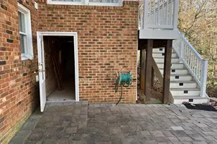 6830 Pacific Ln, Annandale, VA 22003 - Photo 56